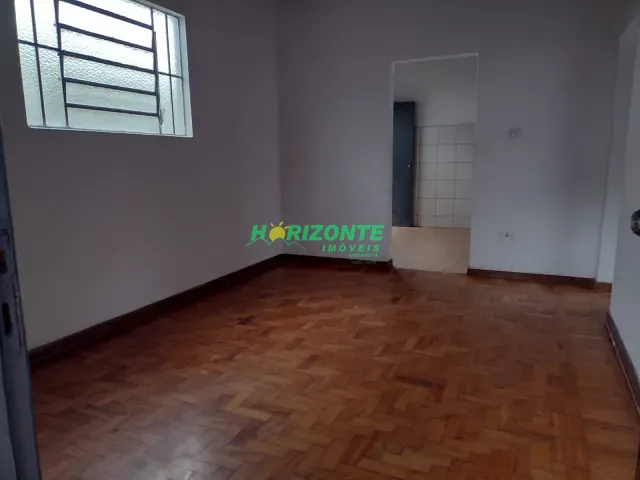 Casa com 120m² 2 quartos e 1 banheiro, para alugar, no bairro Jardim Bela Vista em São José dos Campos
