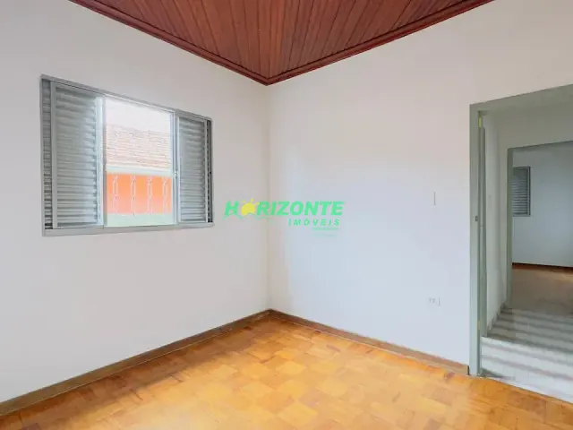 Casa com 120m² 2 quartos e 1 banheiro, para alugar, no bairro Jardim Bela Vista em São José dos Campos