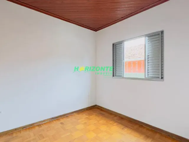Casa com 120m² 2 quartos e 1 banheiro, para alugar, no bairro Jardim Bela Vista em São José dos Campos