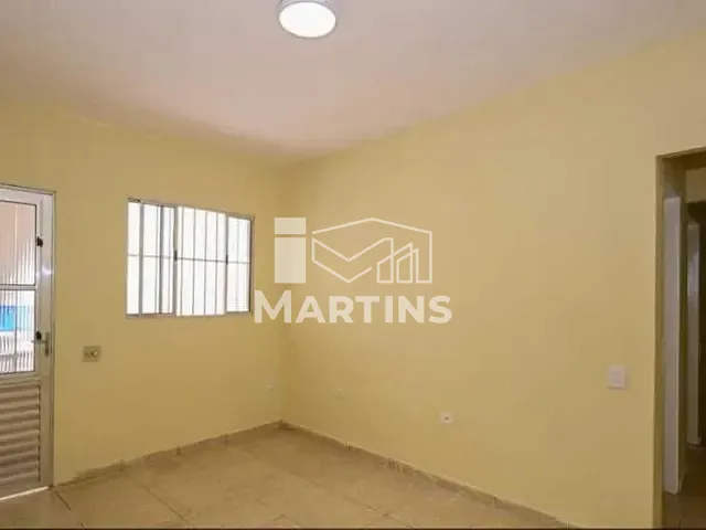 Casa com 125m² 3 quartos e 2 banheiros, à venda, no bairro Jardim Piracuama em São Paulo