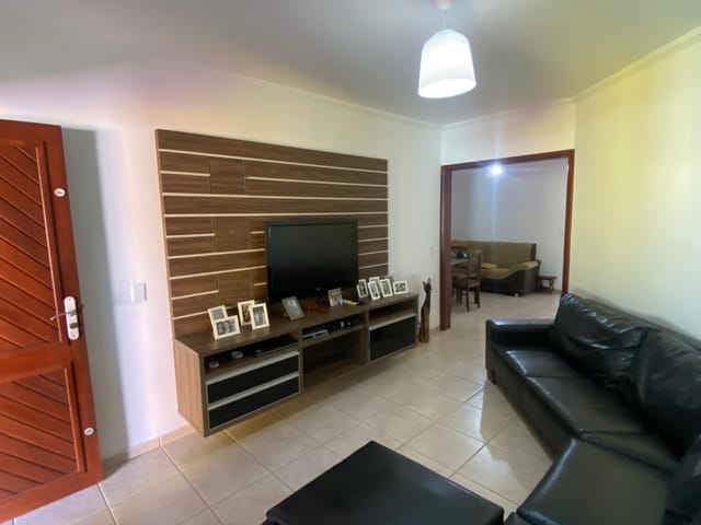 Foto do Casa - Oportunidade única de casa  planejada, com 03 quartos sendo uma suíte no Jardim Imperial em Rolândia! Tudo isso e com preço popular, venha conferir! | Imobiliária Casa Grande - Rolândia