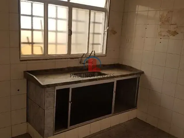 Casa com 328m² 3 quartos e 2 banheiros, à venda, no bairro Jardim São Francisco em Santa Bárbara D'Oeste