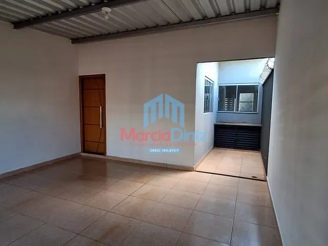 Casa 2 quartos e 1 banheiro, para alugar, no bairro Joaquim de Paula Ribeiro em Ituverava
