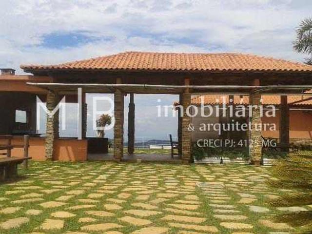 Casa com 820m², à venda, no bairro NOVO HORIZONTE em JUIZ DE FORA