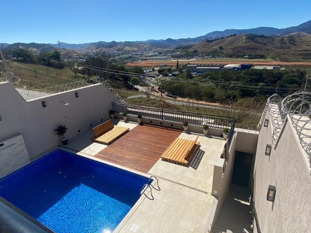 Foto do Casa - Casa com 3 dormitórios à venda, 240 m² por R$ 720.000,00 - Nações - Itajubá/MG | MOHALLEM e LOPES CORRETAGEM E ADMINISTRACAO DE IMOVEIS LTDA