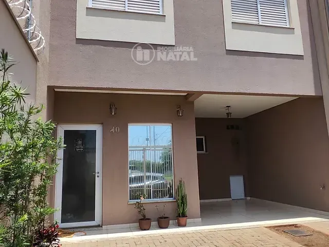 Casa com 157m² 4 quartos e 4 banheiros, à venda, no bairro Garden Park Residence em Londrina