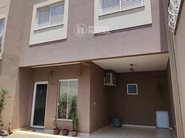 Casa com 157m² 4 quartos e 4 banheiros, à venda, no bairro Garden Park Residence em Londrina