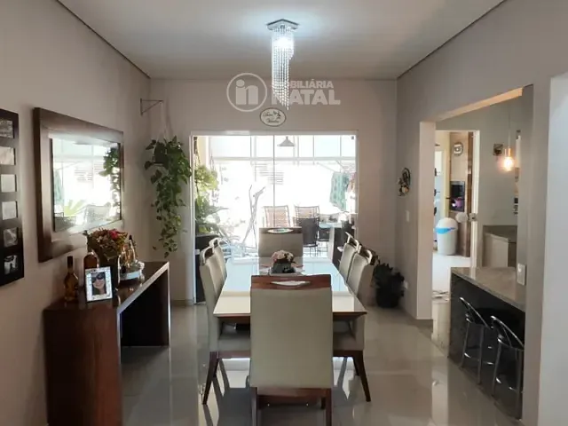 Casa com 157m² 4 quartos e 4 banheiros, à venda, no bairro Garden Park Residence em Londrina