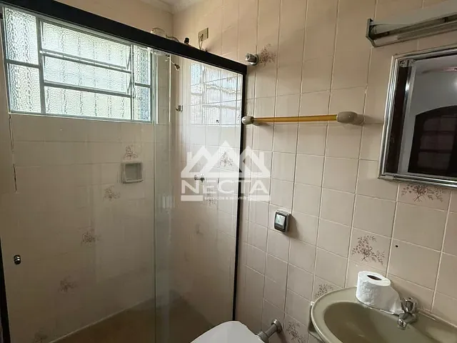Casa com 300m² 3 quartos e 2 banheiros, à venda, no bairro Aruan em Caraguatatuba