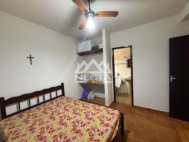 Casa com 300m² 3 quartos e 2 banheiros, à venda, no bairro Aruan em Caraguatatuba