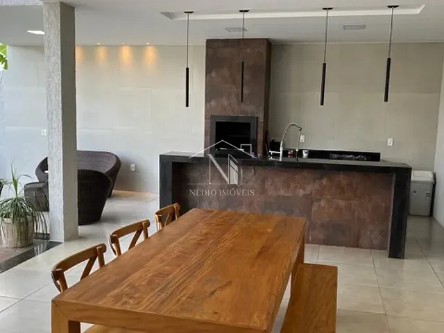 Casa com 480m² 3 quartos e 2 banheiros, à venda, no bairro Jardim Atlântico Central (Itaipuaçu) em Maricá