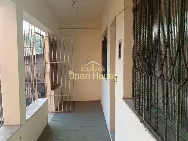 Casa com 456m² 3 quartos e 1 banheiro, à venda, no bairro 249 em Volta Redonda