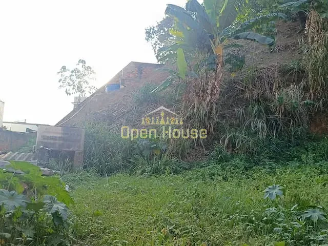 Casa com 456m² 3 quartos e 1 banheiro, à venda, no bairro 249 em Volta Redonda