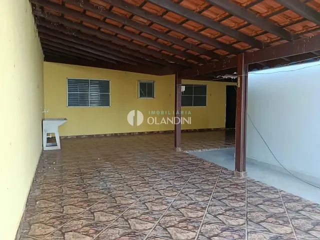 Casa com 300m² 2 quartos e 1 banheiro, para alugar, no bairro Parque Residencial Itamaraty em Artur Nogueira