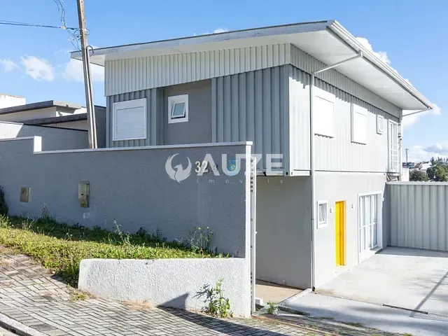 Casa com 172m² 4 quartos e 4 banheiros, à venda, no bairro São Braz em Curitiba
