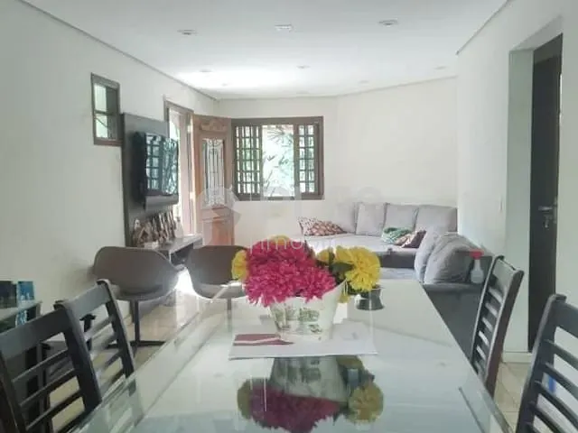 Casa 3 quartos e 3 banheiros, à venda, no bairro Jardim Virginia Bianca em São Paulo