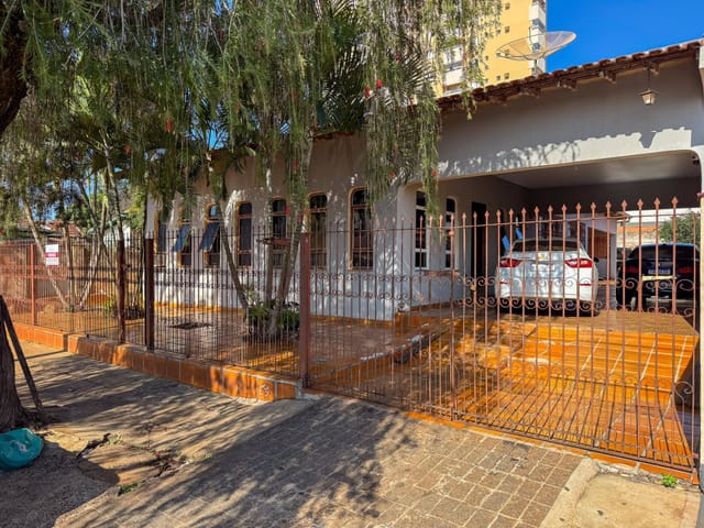 Foto do Casa - Casa à venda  - Casa com 3 Quartos e Vaga para 10 Carros em Ibiporã, Centro, Ibiporã, PR | Premier Imóveis