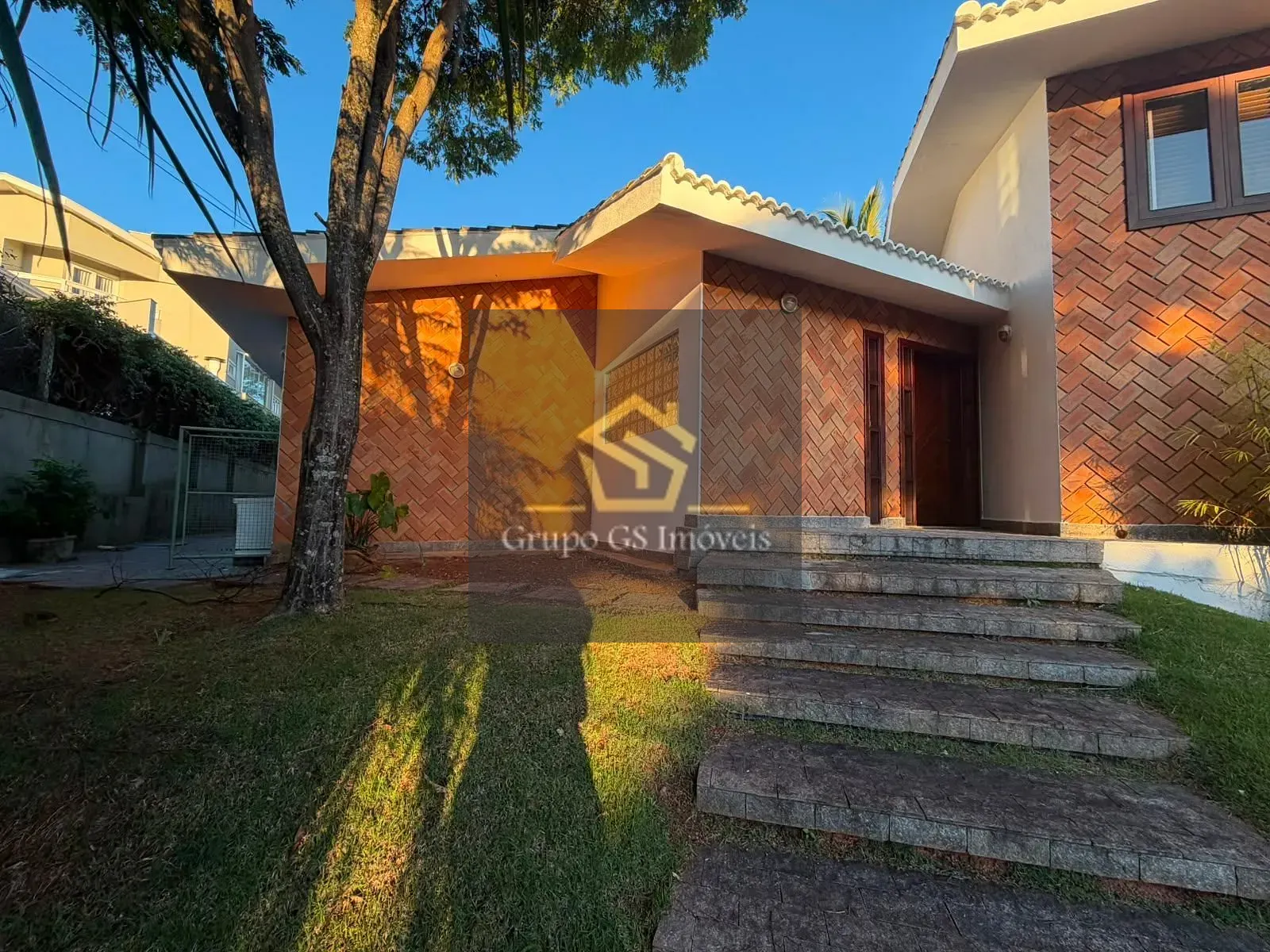 Casa, 4 quartos, 409 m² - Foto 1