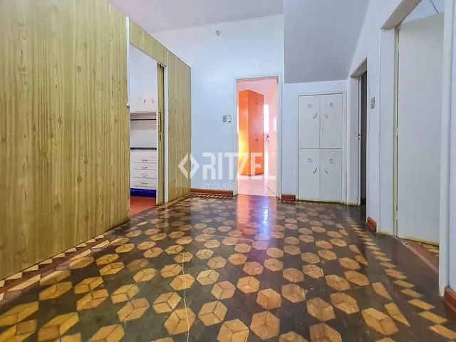 Casa com 859m² 1 quarto e 4 banheiros, à venda, no bairro Centro em Novo Hamburgo