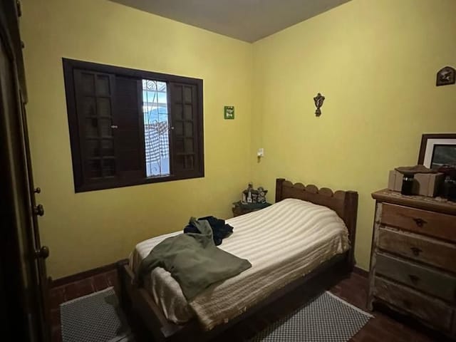 Casa com 440m², à venda, no bairro Centro em Extrema