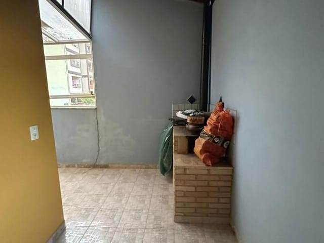 Casa com 440m², à venda, no bairro Centro em Extrema
