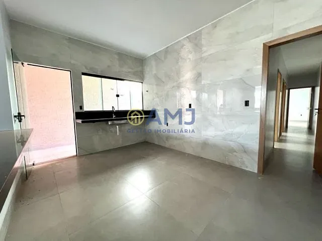 Casa com 180m² 3 quartos e 2 banheiros, à venda, no bairro Jardim Itaipu em Goiânia