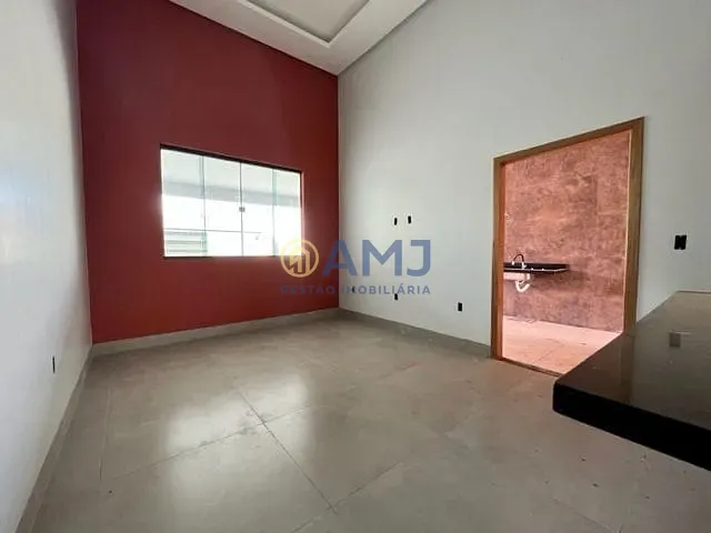 Casa com 180m² 3 quartos e 2 banheiros, à venda, no bairro Jardim Itaipu em Goiânia