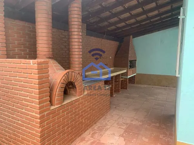 Casa com 240m² 3 quartos e 2 banheiros, à venda, no bairro Indaiá em Caraguatatuba