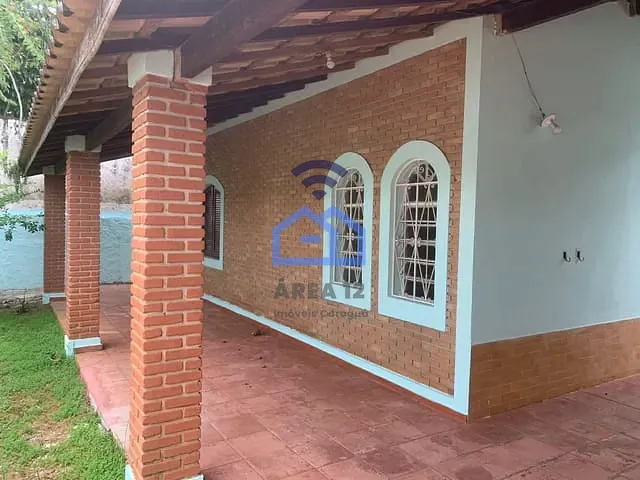 Casa com 240m² 3 quartos e 2 banheiros, à venda, no bairro Indaiá em Caraguatatuba