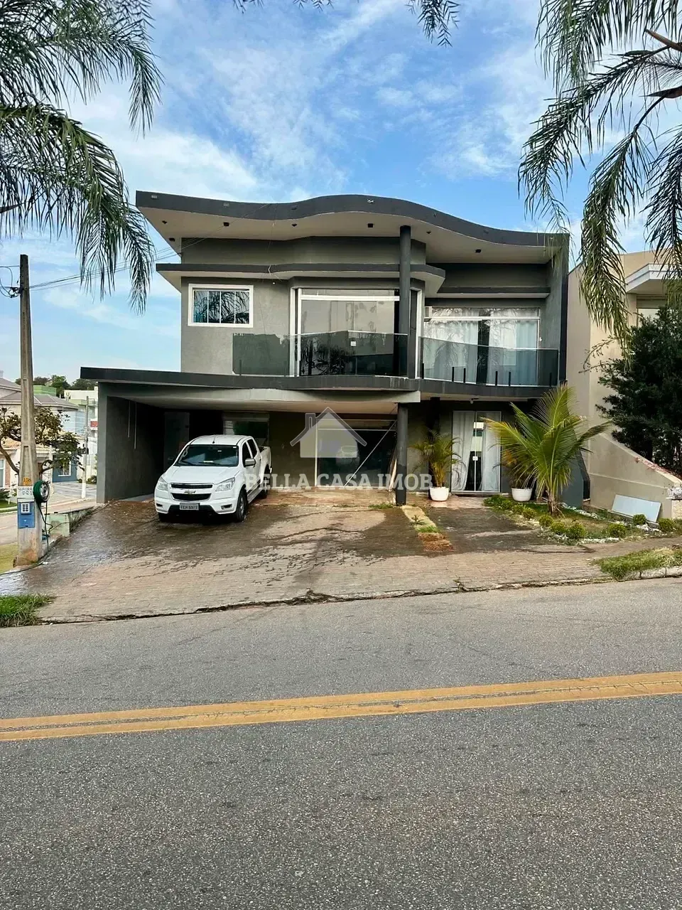 Casa, 4 quartos, 300 m² - Foto 1