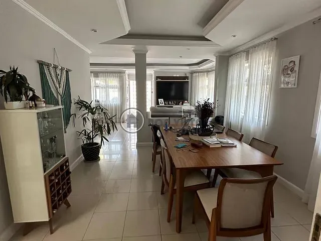 Casa 3 quartos e 2 banheiros, à venda, no bairro Parque Residencial Itapeti em Mogi das Cruzes