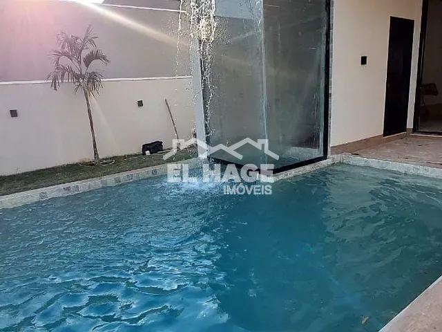 Casa com 720m² 3 quartos e 5 banheiros, à venda, no bairro Jardim Itália em Cuiabá