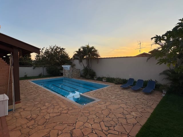 Casa com 1000m² 5 quartos e 6 banheiros, à venda, no bairro Parque Residencial Colina das Estrelas em Tatuí
