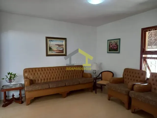 Casa com 250m² 3 quartos e 3 banheiros, à venda, no bairro Vila Brasileira em Itatiba