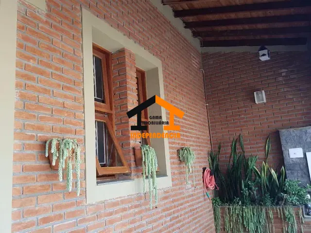 Casa com 250m² 3 quartos e 3 banheiros, à venda, no bairro Vila Brasileira em Itatiba