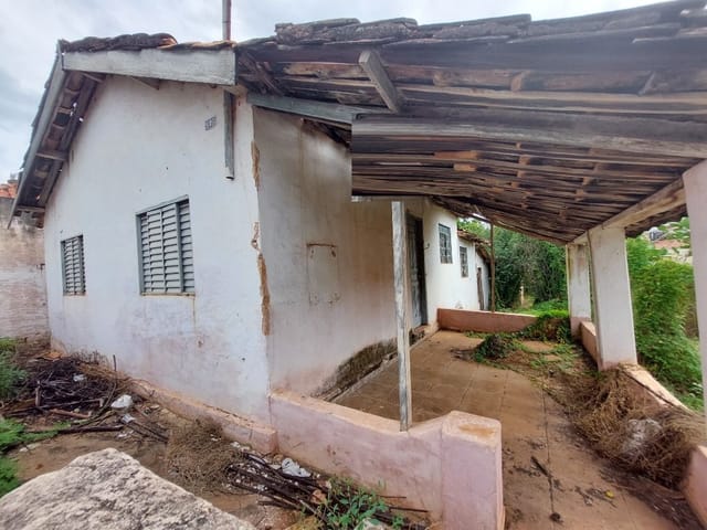 Casa com 506m² 2 quartos e 1 banheiro, à venda, no bairro Vila Xavier em Birigüi