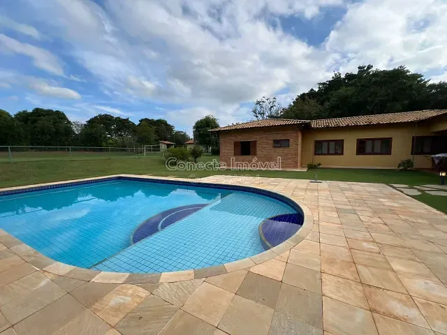 Casa com 5200m² 4 quartos e 7 banheiros, à venda ou para alugar, no bairro Condomínio Fazenda Duas Marias em Jaguariúna