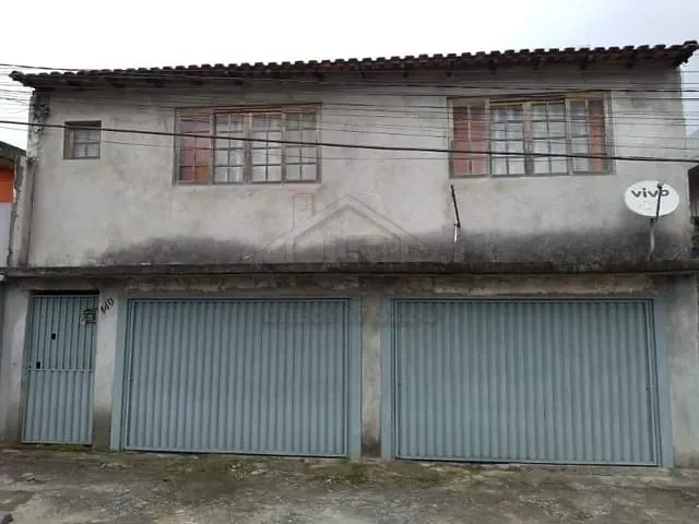 Casa com 338m² 2 quartos e 2 banheiros, à venda, no bairro Vila Feital em Mauá