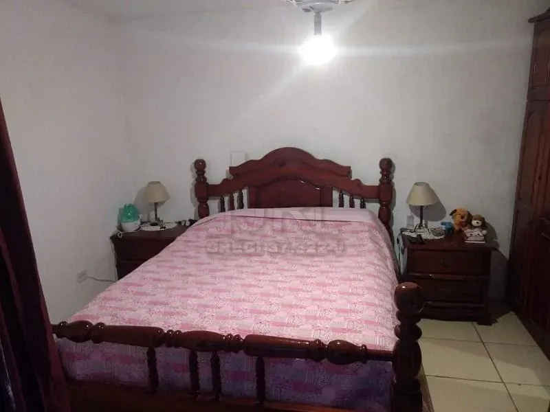 Casa, 2 quartos, 337 m² - Foto 13