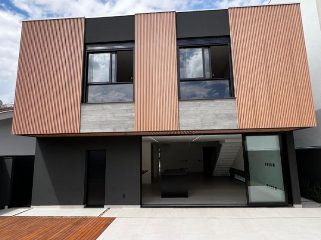 Foto do Casa - Casa Royal Forest em condomínio à Venda com 5 suites -Esperança, Londrina, PR | Grupo Mitral Imóveis