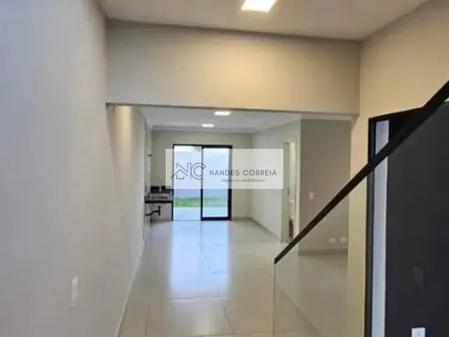 Casa 2 quartos e 3 banheiros, à venda, no bairro Jardim Bela Itália em Cambé
