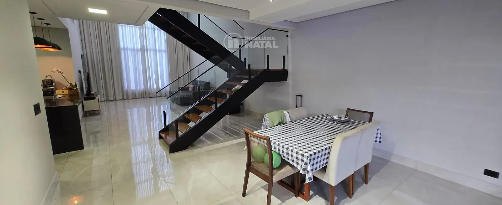 Casa, 3 quartos, 200 m² - Foto 3