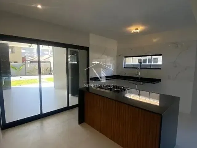 Casa 3 quartos e 2 banheiros, à venda, no bairro Inoã (Inoã) em Maricá