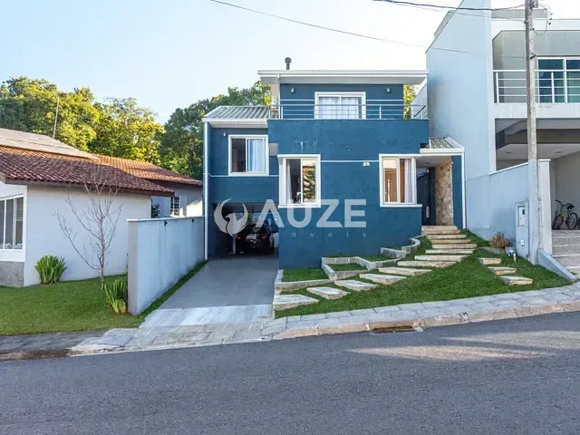 Casa com 186m² 3 quartos e 4 banheiros, à venda, no bairro Cachoeira em Curitiba