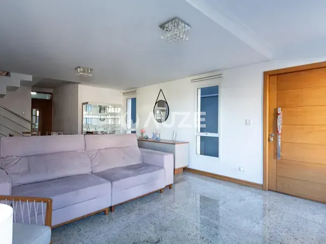 Casa com 186m² 3 quartos e 4 banheiros, à venda, no bairro Cachoeira em Curitiba