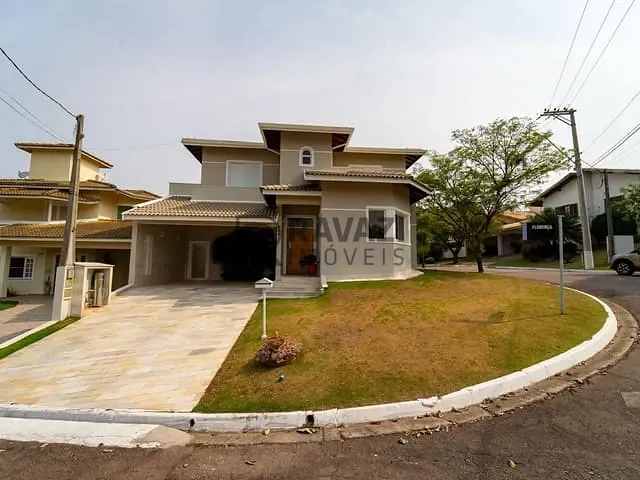 Casa com 451m² 5 quartos e 2 banheiros, à venda, no bairro Florença em Louveira