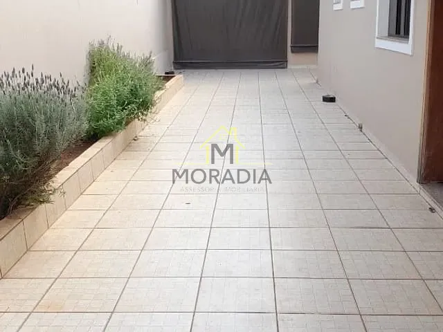 Casa com 450m² 3 quartos e 1 banheiro, à venda, no bairro Vila Sao Domingos em Guaxupé