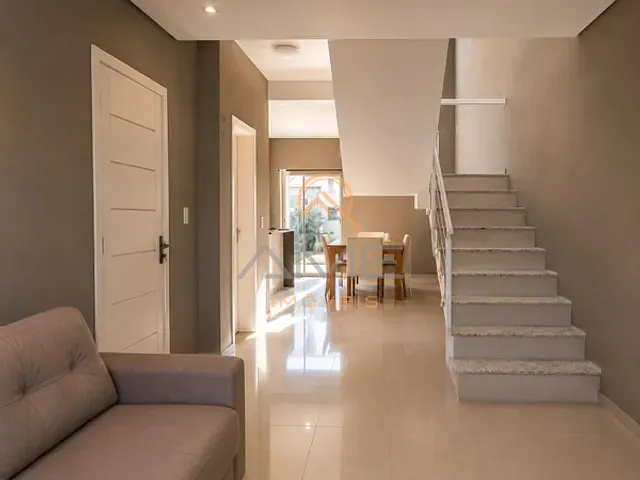 Casa 3 quartos e 3 banheiros, à venda, no bairro Laranjal em Pelotas