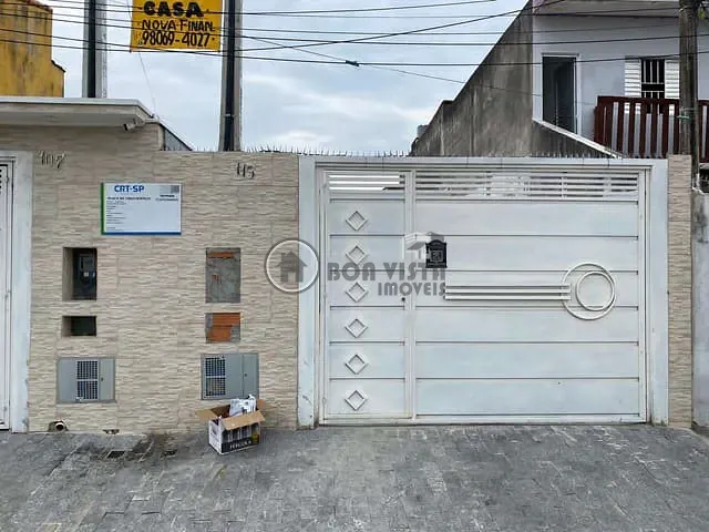 Casa com 150m² 3 quartos e 2 banheiros, à venda, no bairro Parque Maria Helena em Suzano