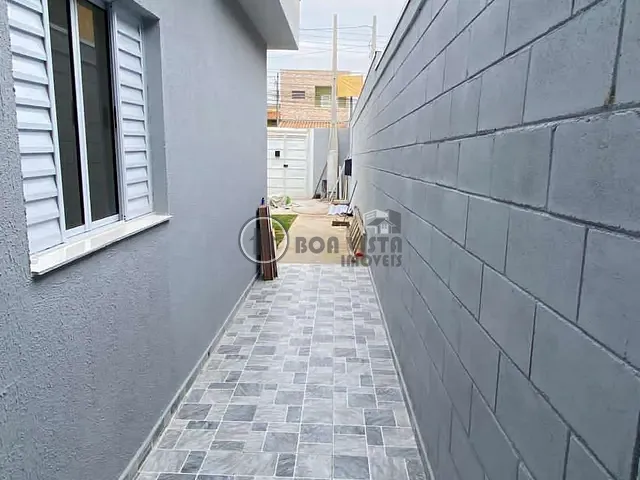Casa com 150m² 3 quartos e 2 banheiros, à venda, no bairro Parque Maria Helena em Suzano
